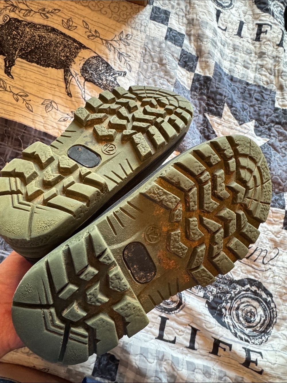 Snowboots - Picture 2 of 4